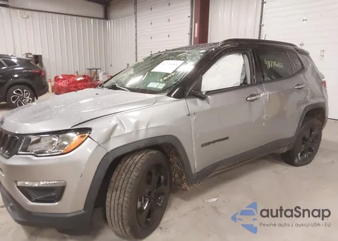 2020 Jeep Compass Altitude 4X4 from USA, damaged, VIN 3C4NJDBBXLT115236